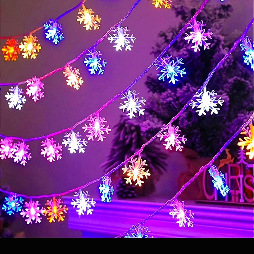 LED Christmas Snowflake String Lights. - Picture 2 of 4